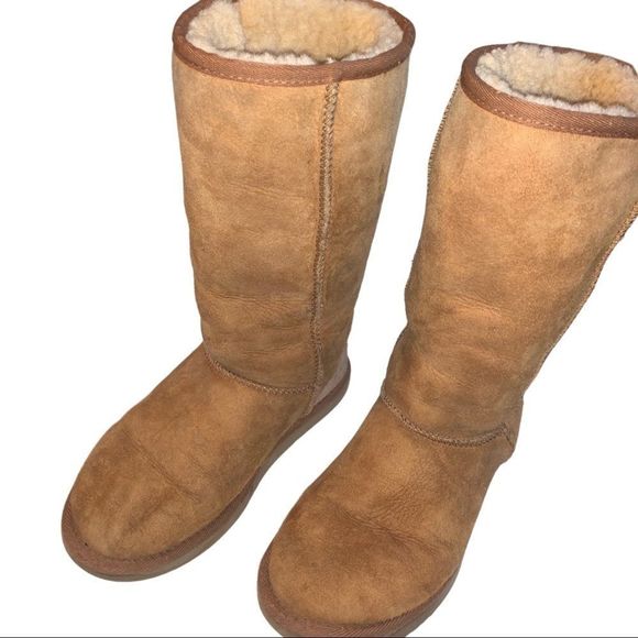 UGG Boots Warm Cozy Athleisure Wear Comfy Boots - Picture 2 of 13
